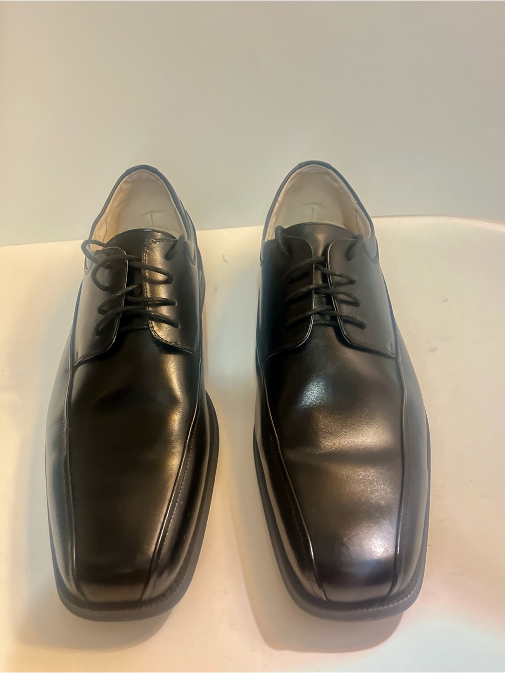 Florsheim Black Leather Derby Dress Shoes
